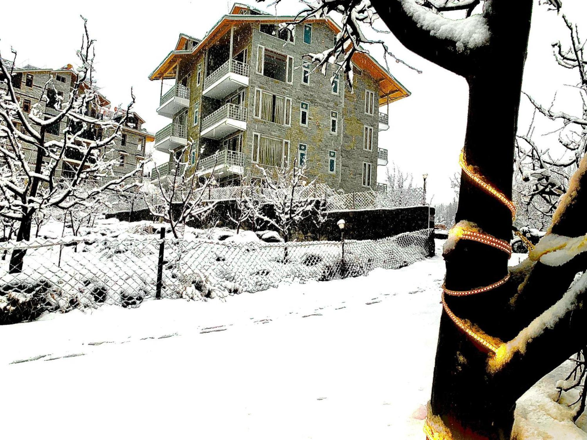 La Aero Resort Home In Snow Mountains 马拉里 外观 照片