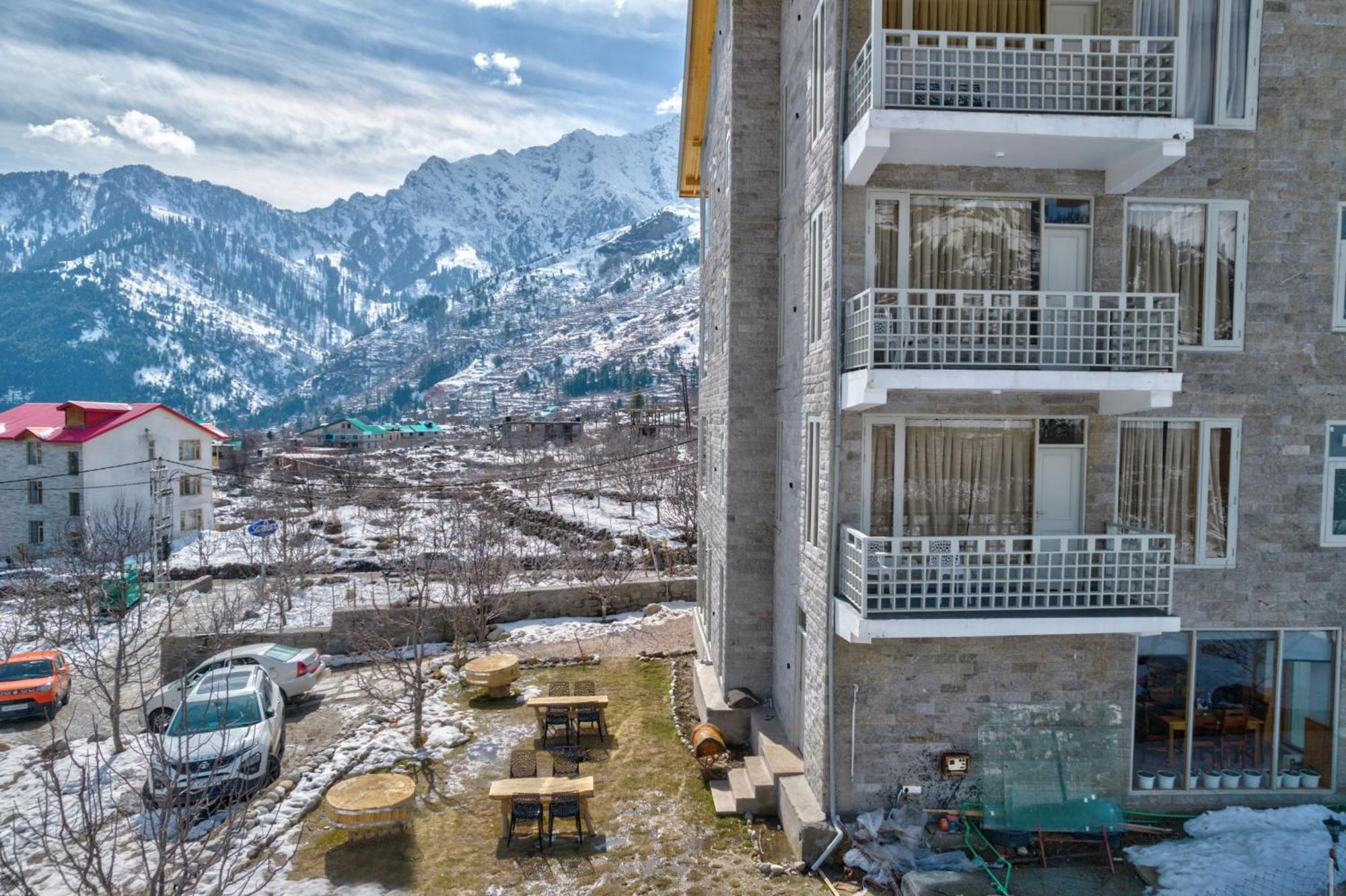 La Aero Resort Home In Snow Mountains 马拉里 外观 照片