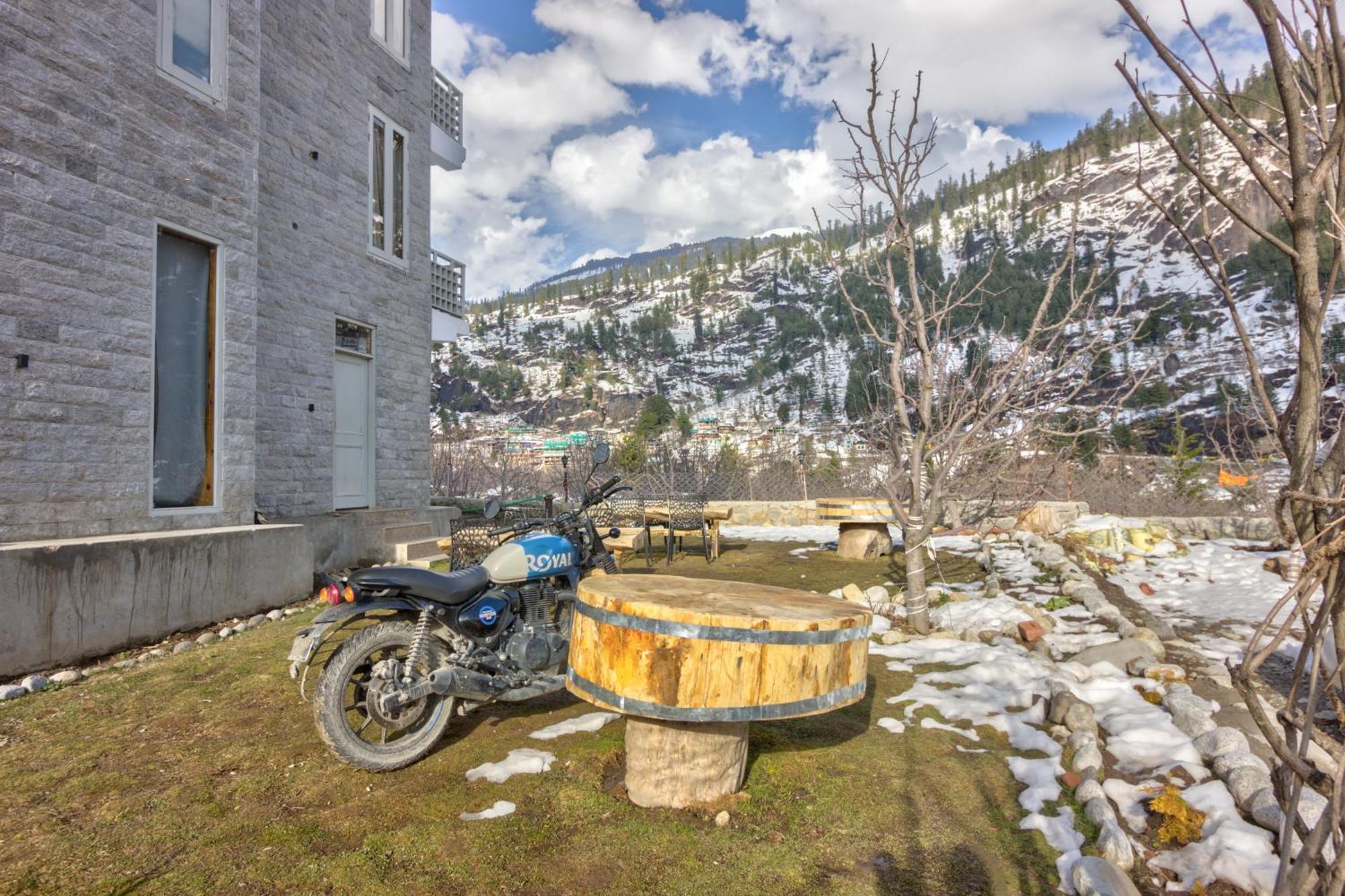 La Aero Resort Home In Snow Mountains 马拉里 外观 照片