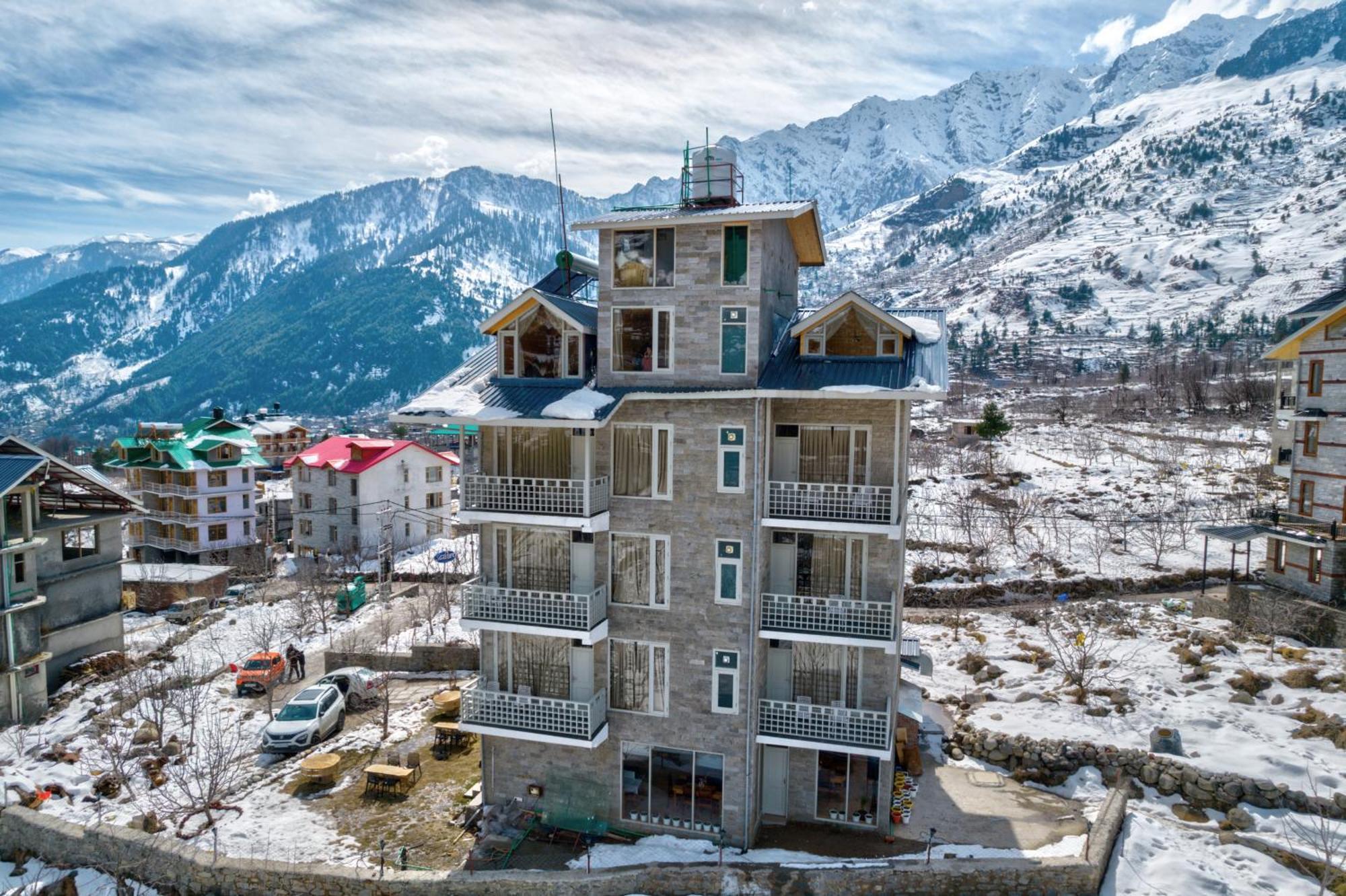La Aero Resort Home In Snow Mountains 马拉里 外观 照片