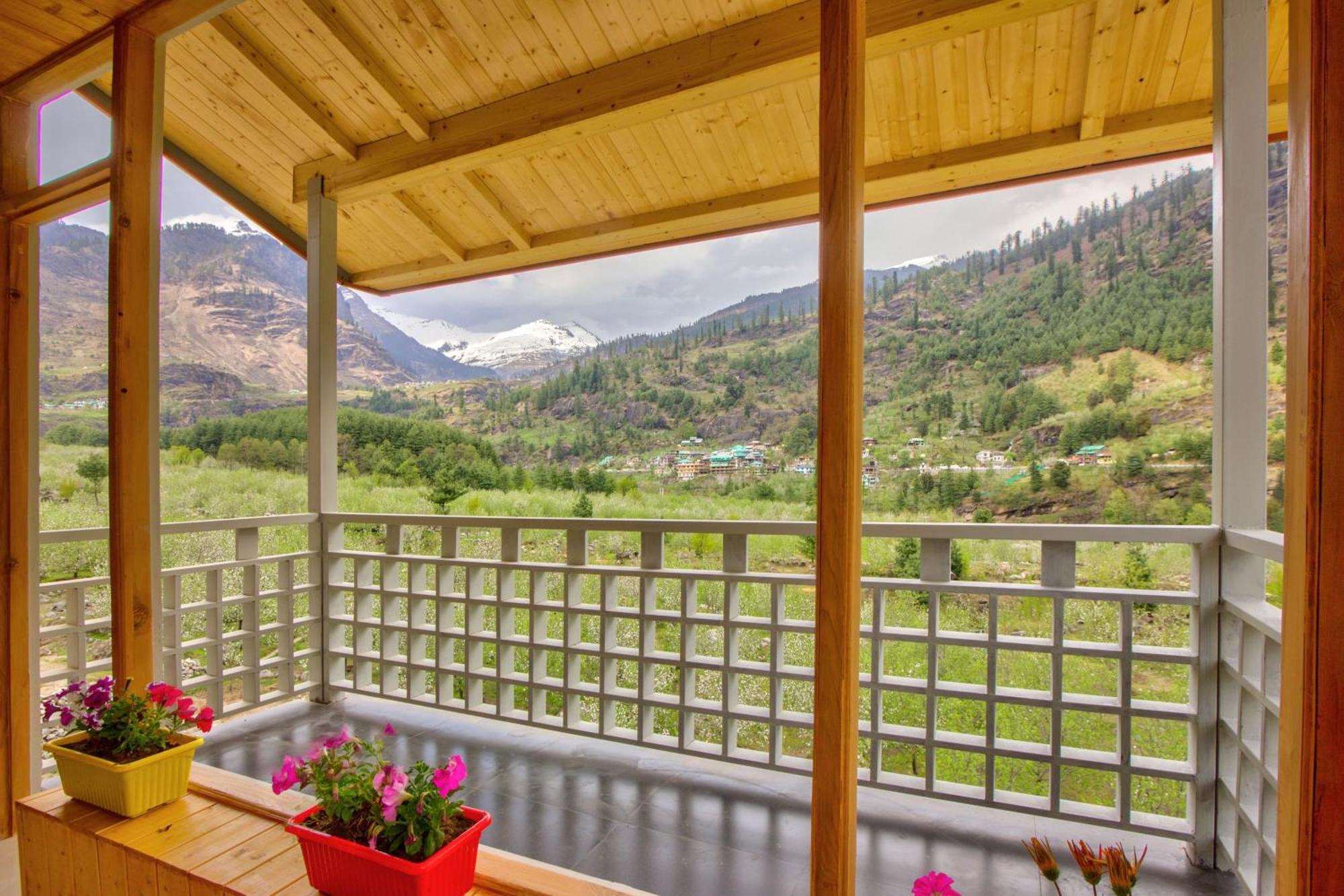 La Aero Resort Home In Snow Mountains 马拉里 外观 照片